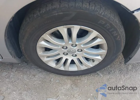 2014 Toyota Sienna Xle V6 8 Passenger from USA, damaged, VIN 5TDYK3DCXES479146